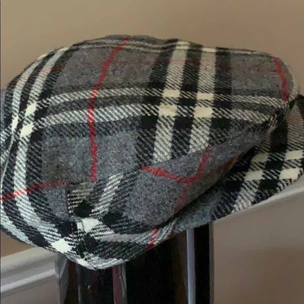 Men’s vintage authentic Burberry Hat
